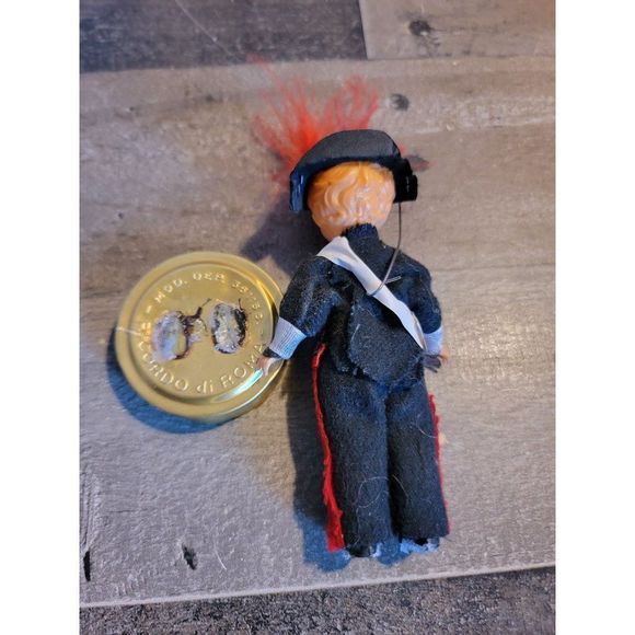 Vintage Ricardo Di Roma Italian Swiss General Uniform‎ sleep eyes doll figure AS - Picture 3 of 3